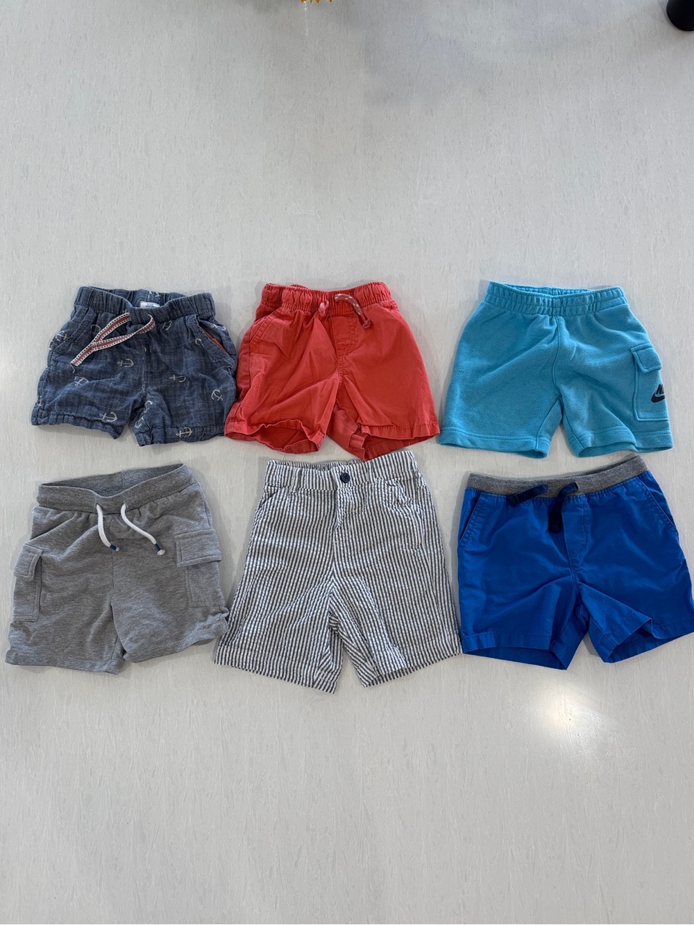 Toddler Boys Assorted Shorts 2T - Nike, Tommy Bahama, Carters, Little Me, 6 pack